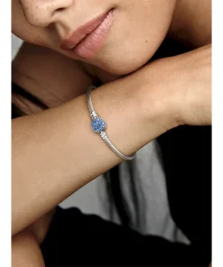 Alternative view of Pandora Moments Sparkling Blue Disc Clasp Snake Chain Bracelet