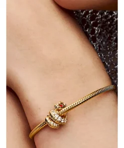 Alternative view of Dragon Charm